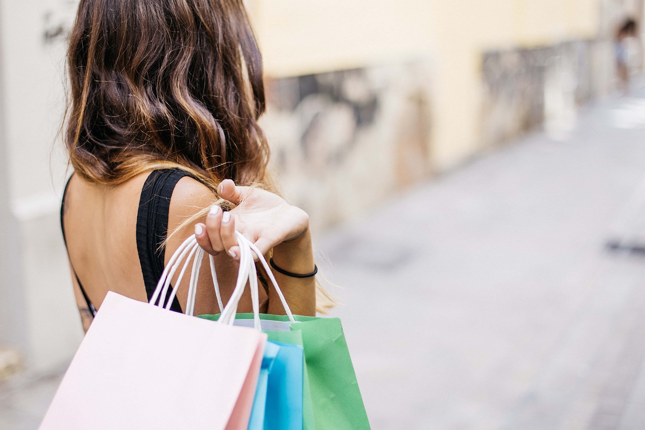 entdecken sie innovative retail-konzepte für den einzelhandel. erfahren sie, wie moderne verkaufsstrategien das einkaufserlebnis verbessern und ihr geschäftserfolg steigern können.