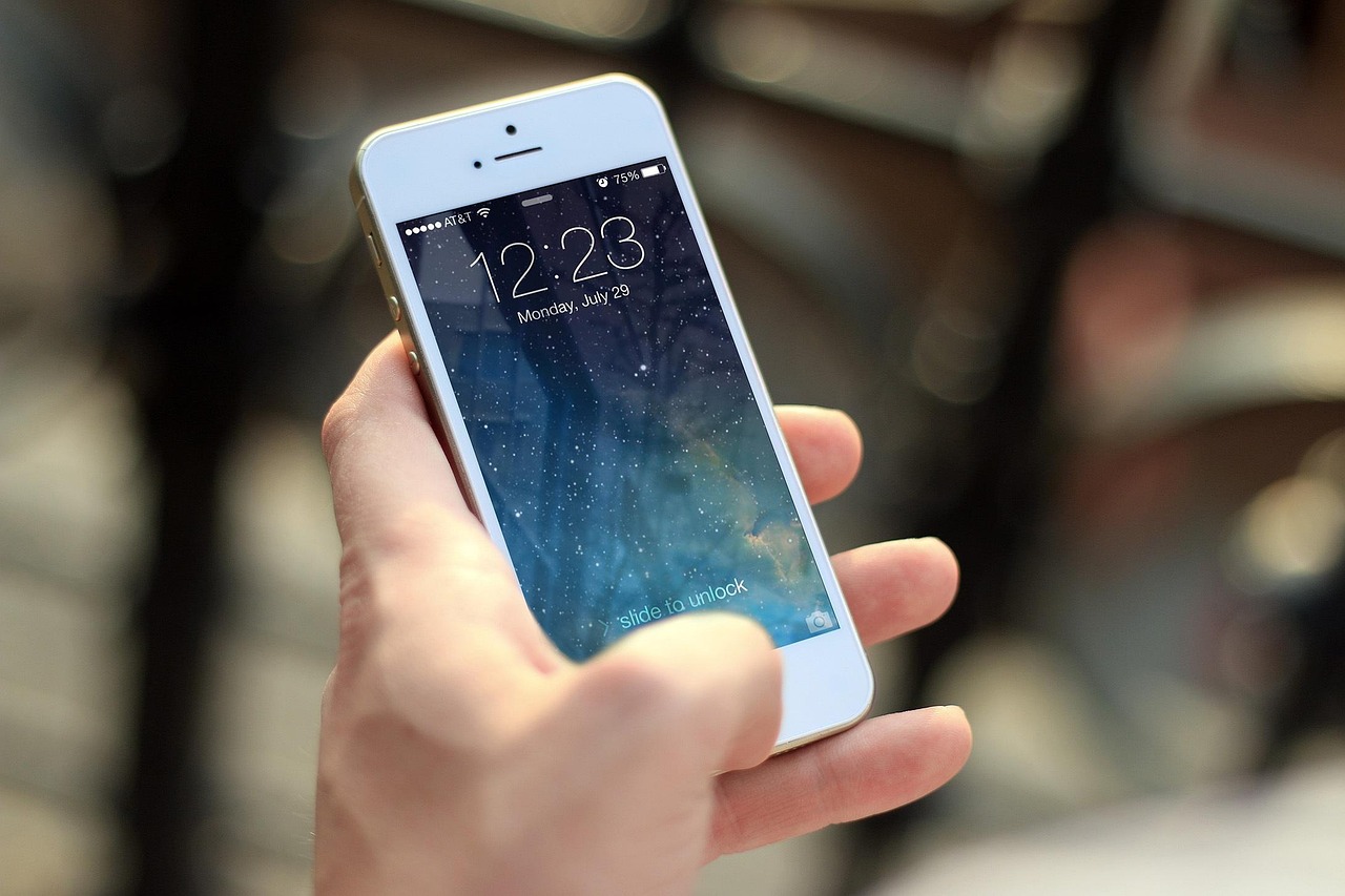 entdecken sie die besten smartphone apps für alltag, arbeit und unterhaltung. vergleichen sie funktionen, bewertungen und finden sie die passende app für ihre bedürfnisse.