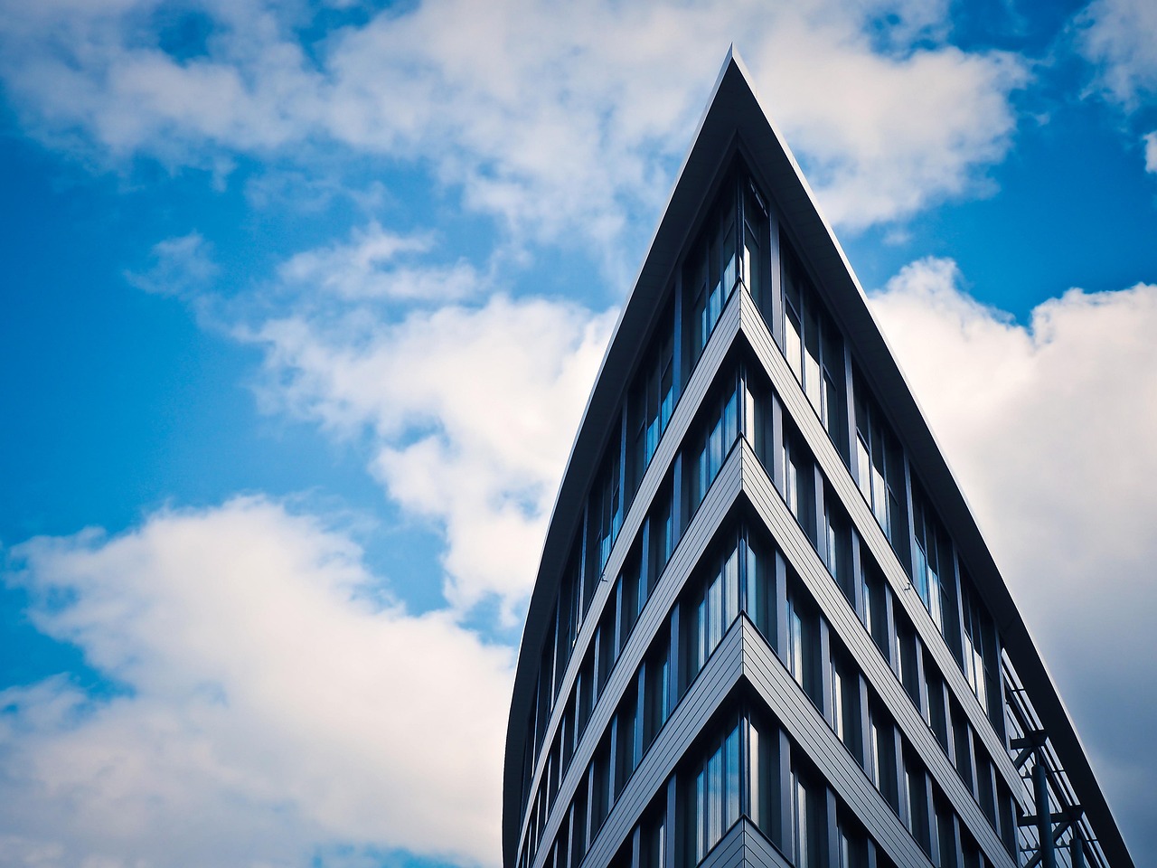 entdecken sie die faszinierende welt der modernen architektur: innovative designs, nachhaltige bauweisen und inspirierende projekte, die stil und funktionalität vereinen.